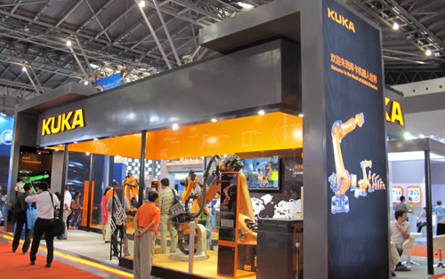 KUKA智能高效机器人闪耀金属成形展览会