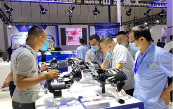 这家企业拟定增3.88亿，加速汽车零部件的轻量化业务！