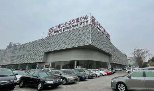 年内“第一调”，17日24时起国内汽、柴油价格上调