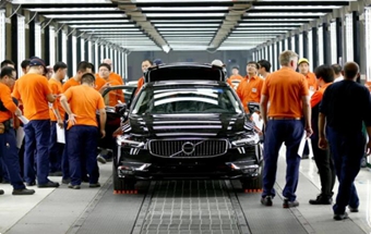 沃尔沃汽车因芯片短缺暂停一工厂生产