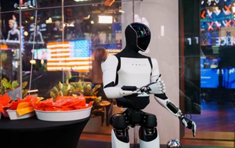 特斯拉百万人形机器人谁来造？