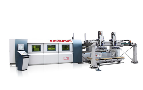 萨瓦尼尼携L3光纤激光切割机参加机床展