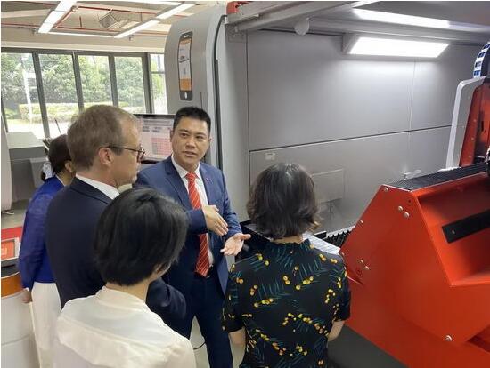 瑞士驻上海总领事访问百超